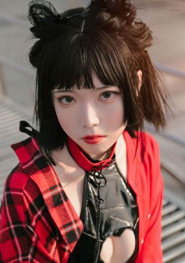 牢笼中的妖精